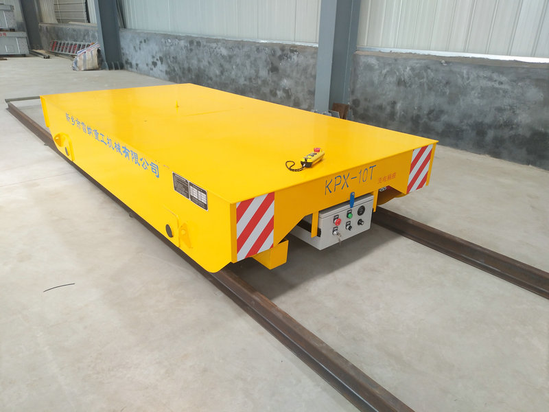 Vehicle elèctric ferroviari de 10 tones