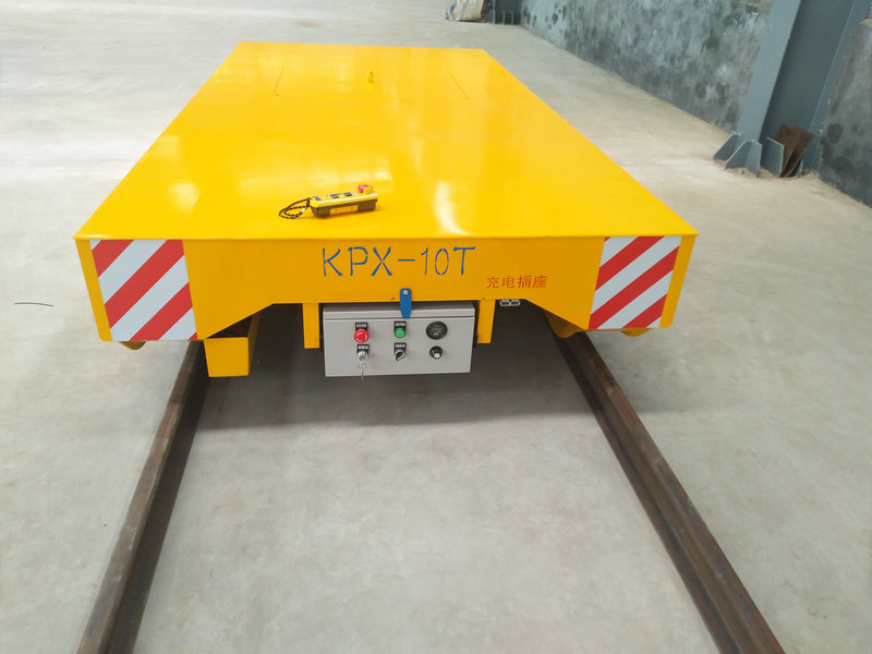 Vehicle elèctric ferroviari de 10 tones