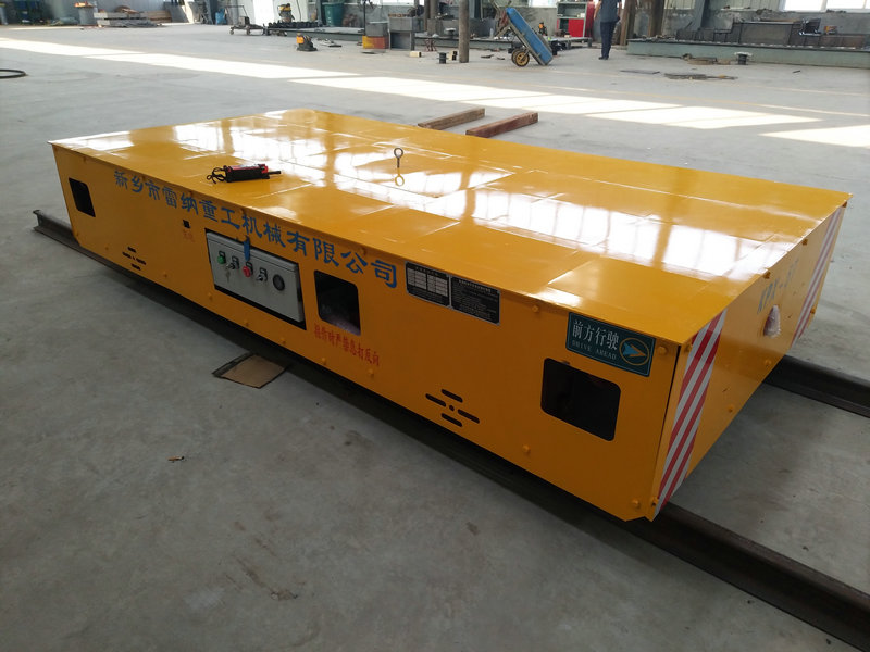 Cotxe de transport de material industrial de 5 tones personalitzat